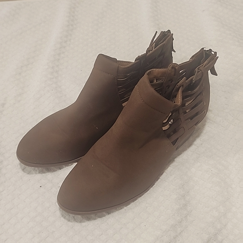 Womens boots